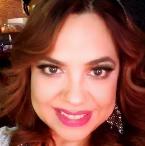 Meet your Posher, Flory